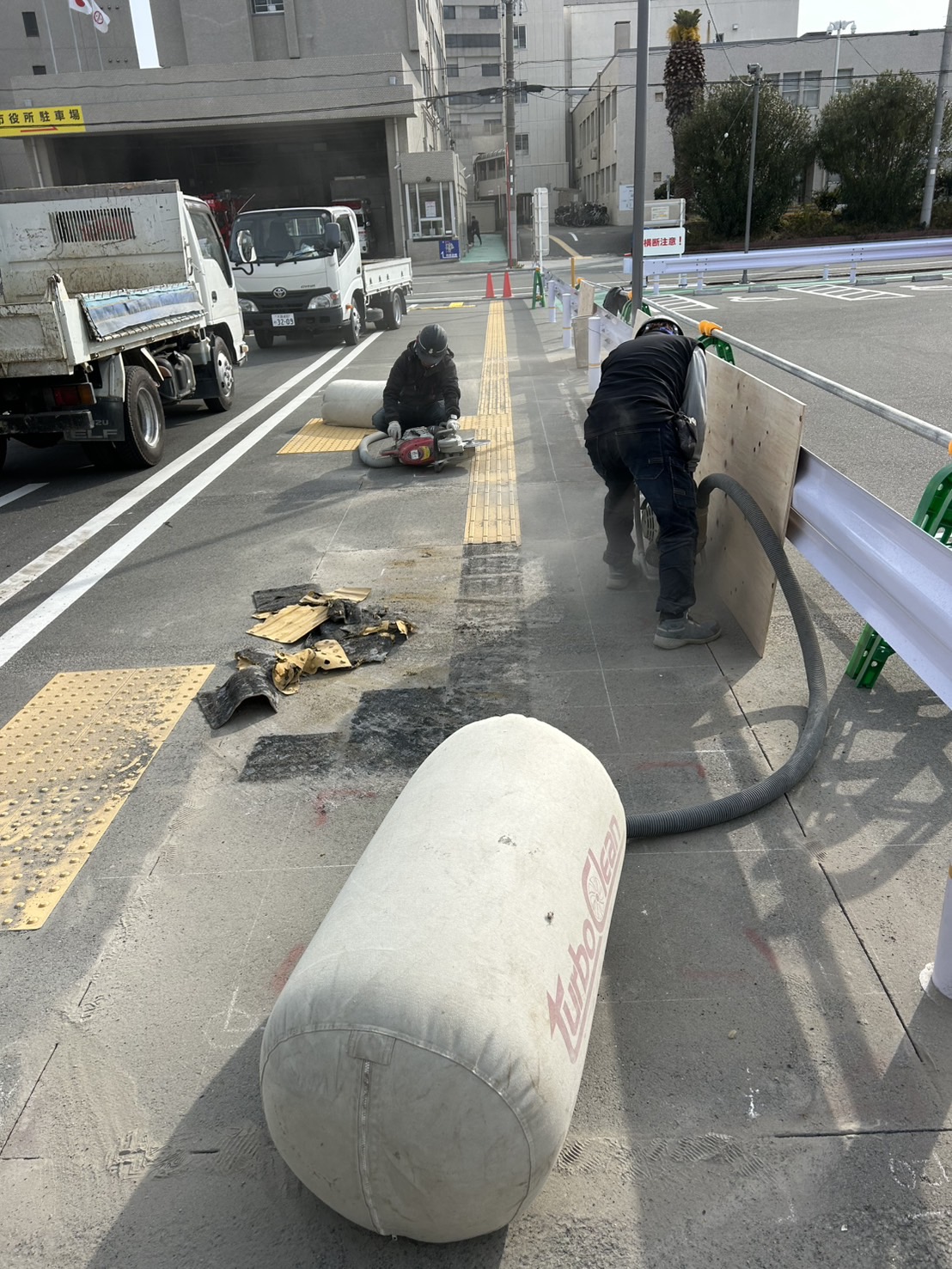 建設現場の人間関係も楽しもう！職人たちが支える絆と成長の場へ！